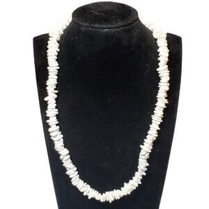 Vintage White Puka Shell Chip Beaded Necklace Barrel Closure 16" Retro